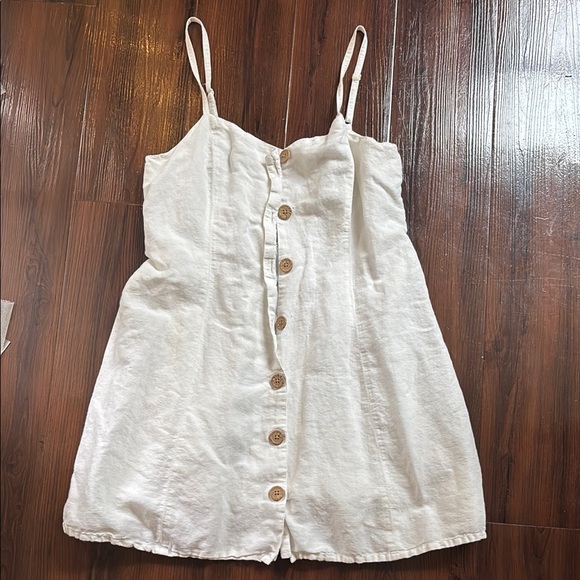 White Button-Down Sundress - Picture 2 of 4